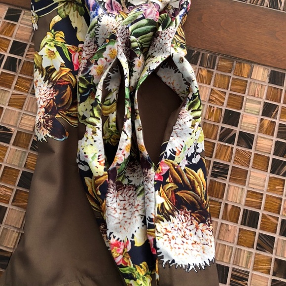 Zara Floral Kaleidoscope Romper - Picture 7 of 10